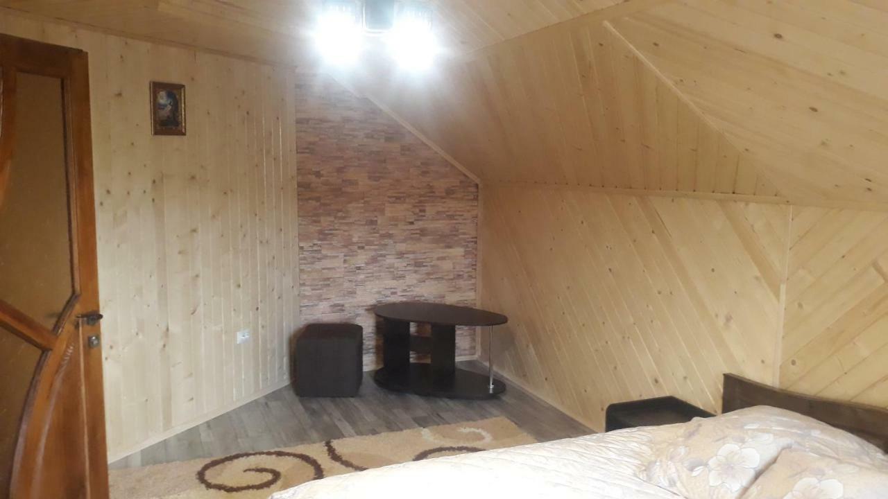 Bee House Поляниця Апартаменти Bukoveľ Exteriér fotografie