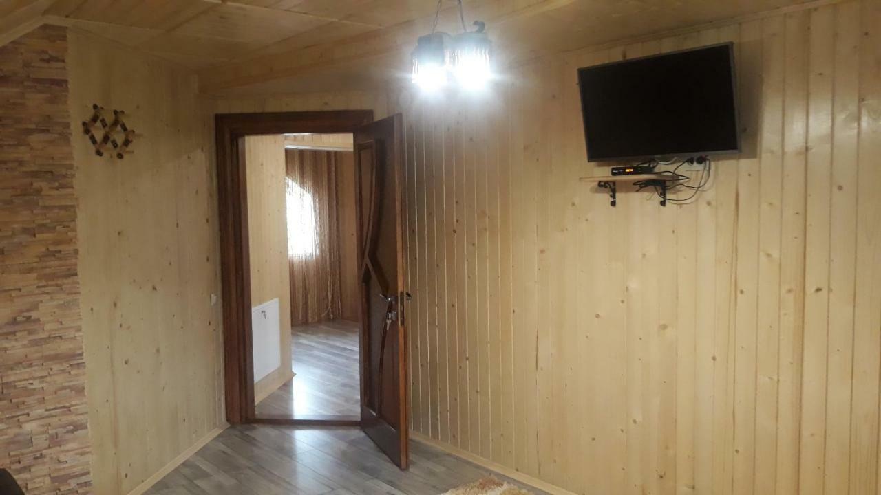 Bee House Поляниця Апартаменти Bukoveľ Exteriér fotografie